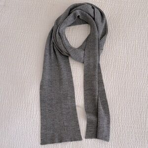 Thin grey heather rib knit long scarf
